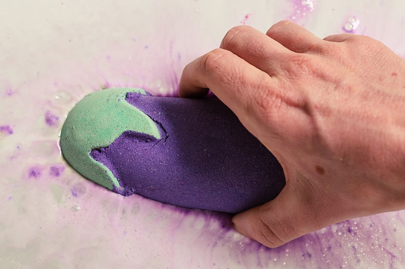 lush cosmetics valentine's day eggplant bath bomb