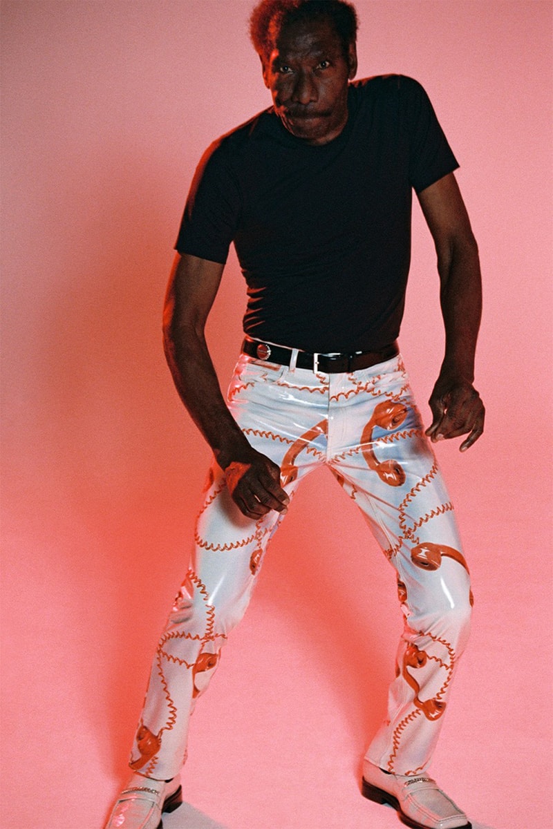 Martine Rose SS22 Collection Lookbook T-shirt Telephone Print Pants Black Washed Denim