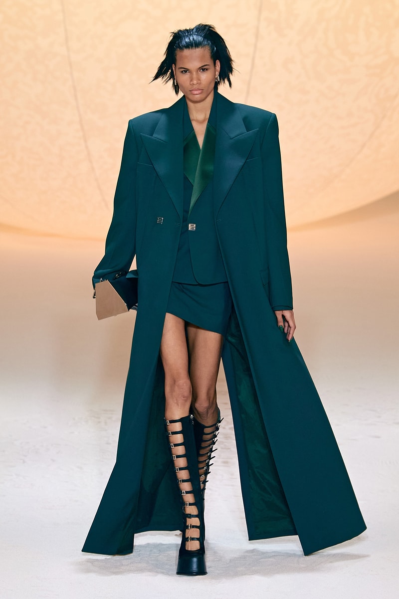 AMBUSH Fall Winter Collection Milan Fashion Week Runway Show Photos 