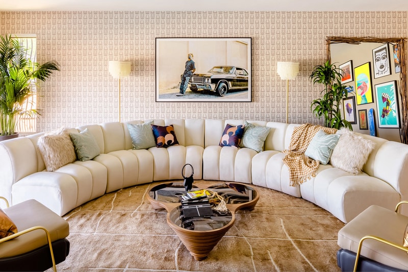 Issa Rae Hosts Airbnb Weekend Stay Accomodation Super Bowl South Los Angeles