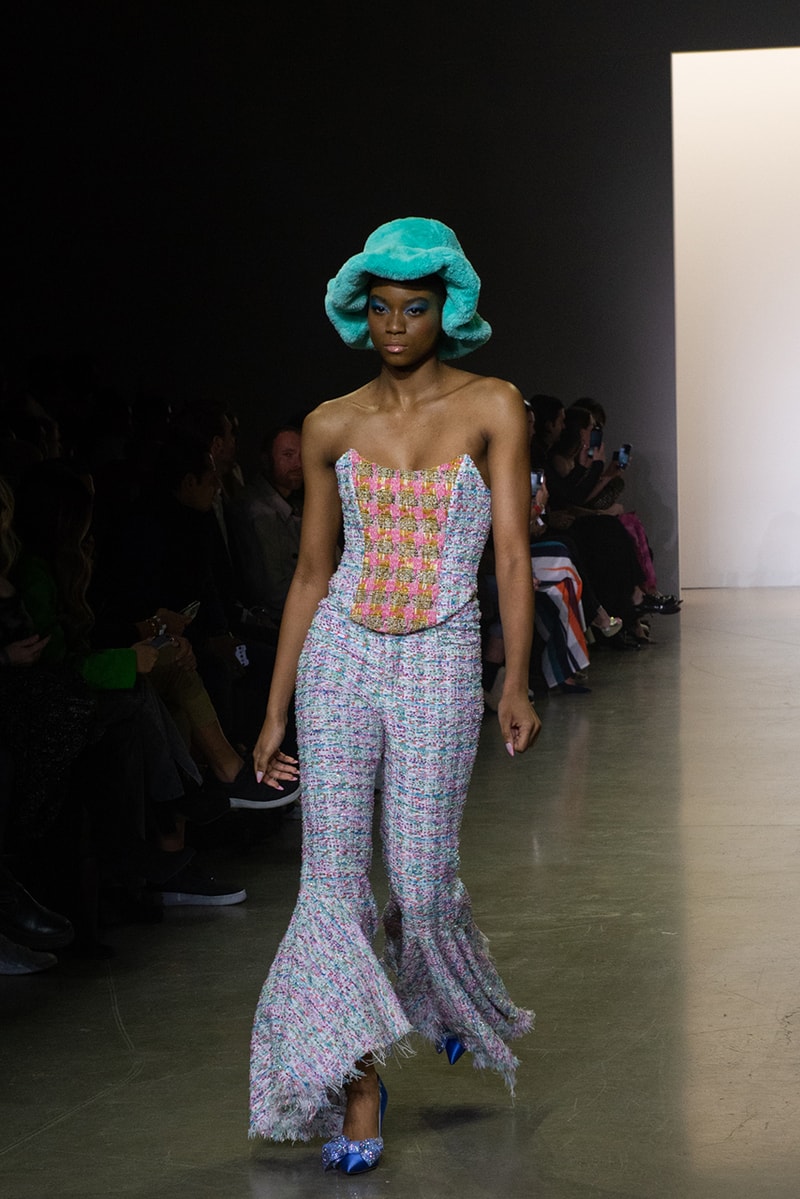 Kim Shui F/W 2022 runway