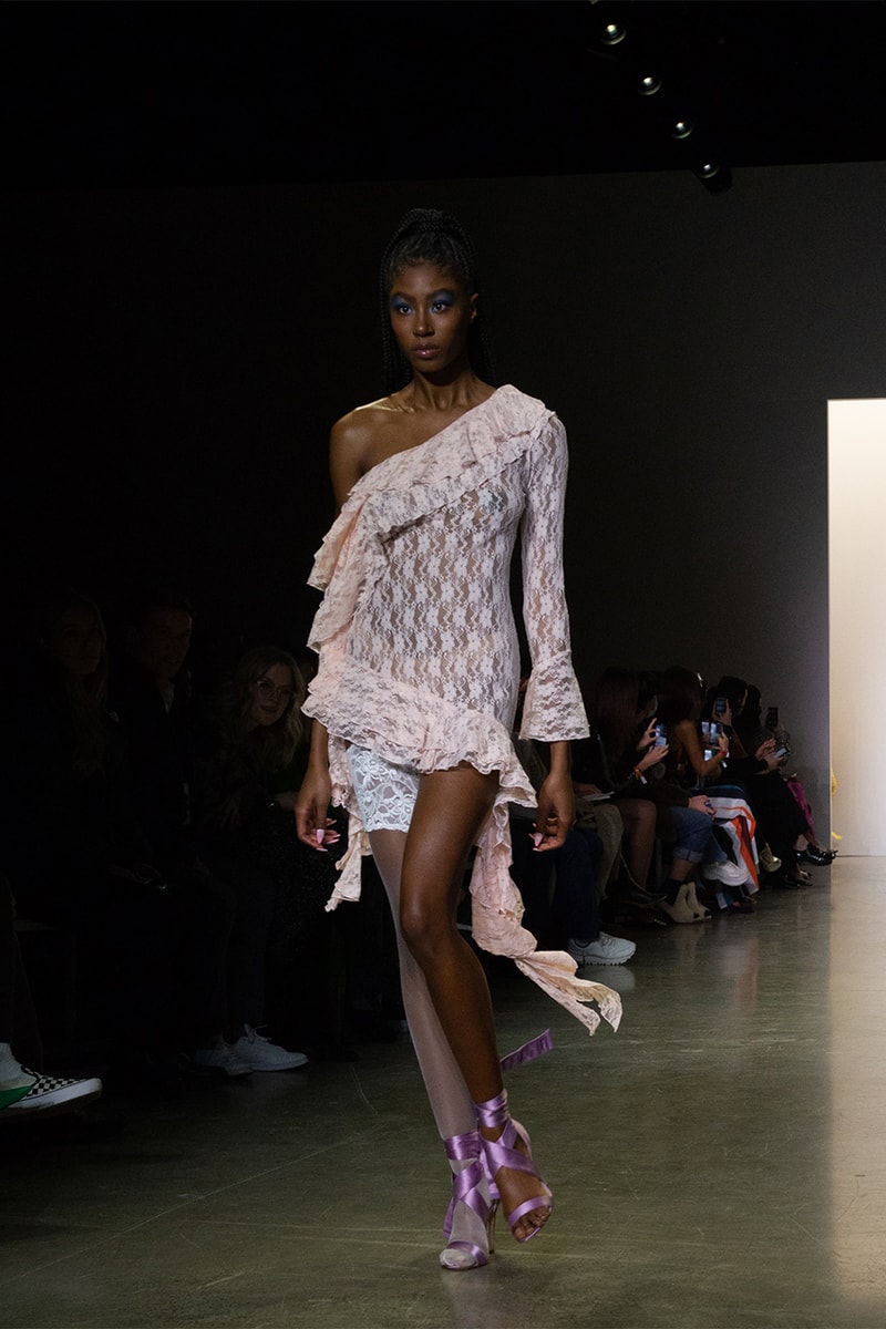 Kim Shui F/W 2022 runway