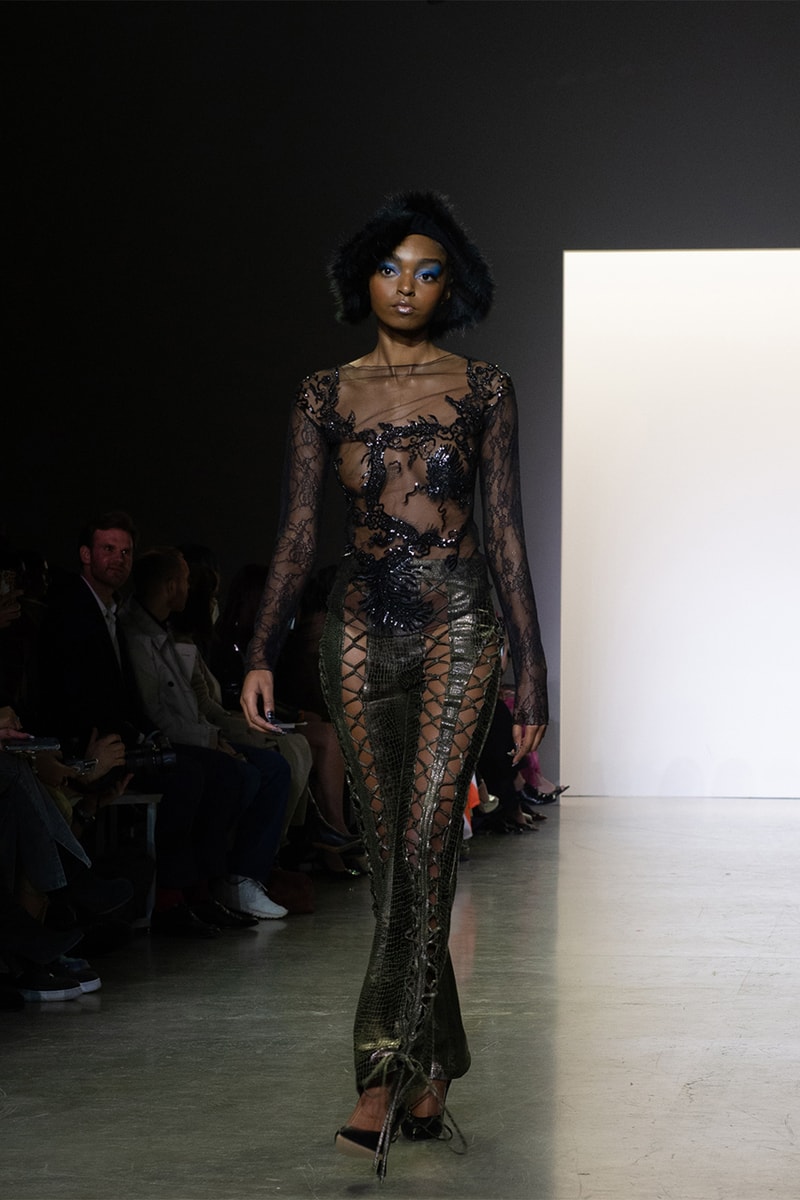 Kim Shui F//W 2022 runway