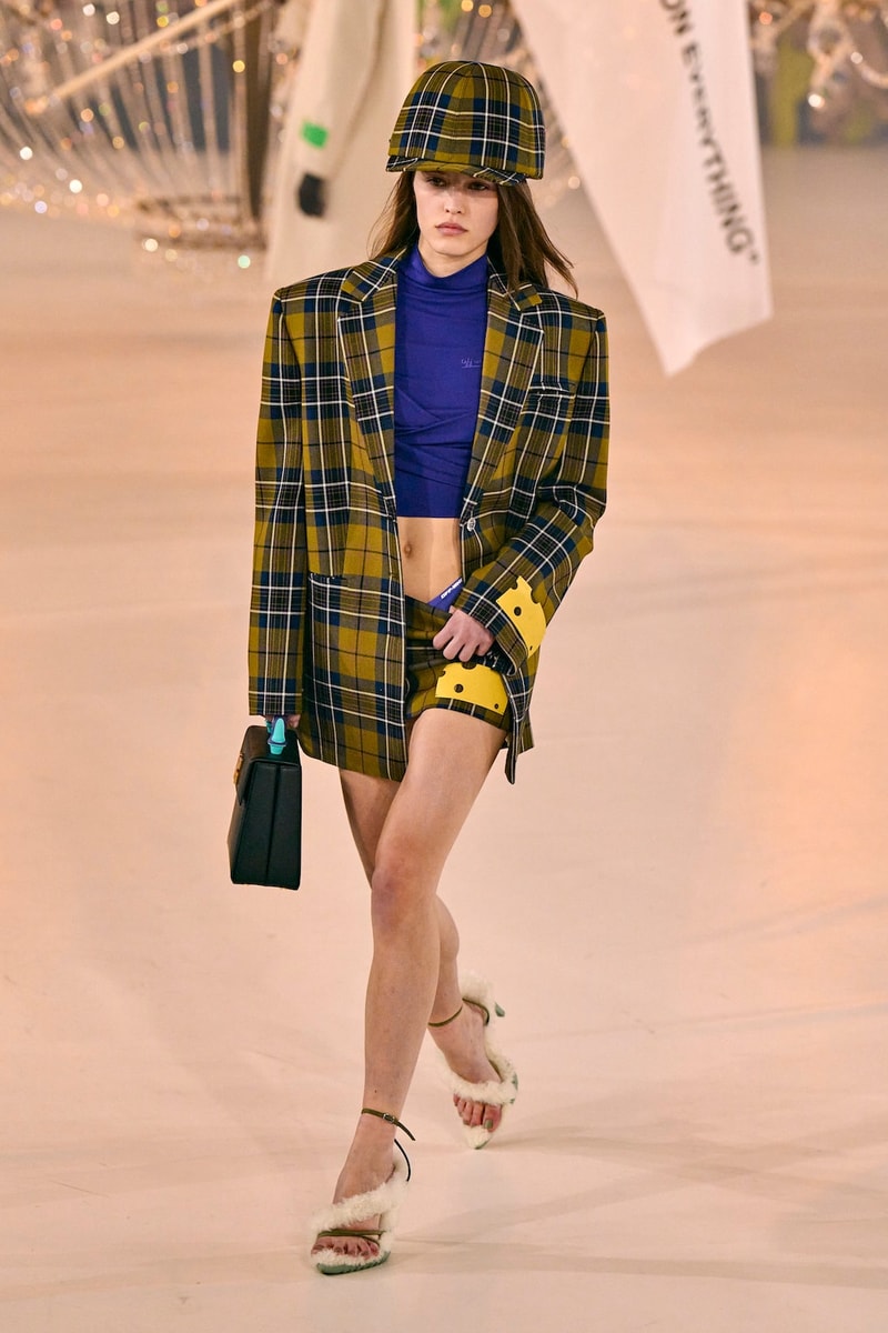 Off-White™ Virgil Abloh Tribute Show PFW FW22 Paris Fashion Week Fall Winter Gigi Hadid