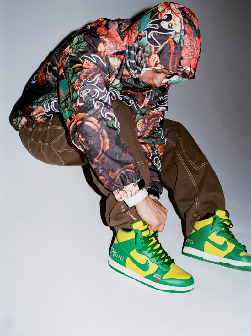 Supreme Nike Dunk High Sneakers Collaboration Green Yellow