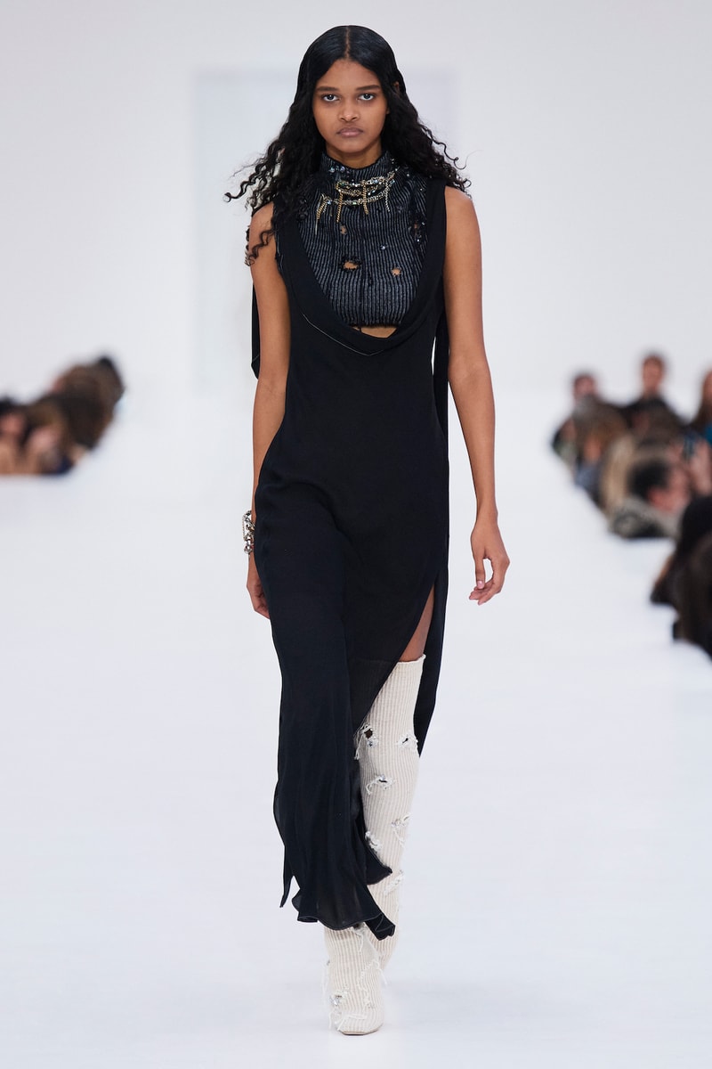 Acne Studios Fall Winter FW22 Collection Runway Show Paris Fashion Week PFW