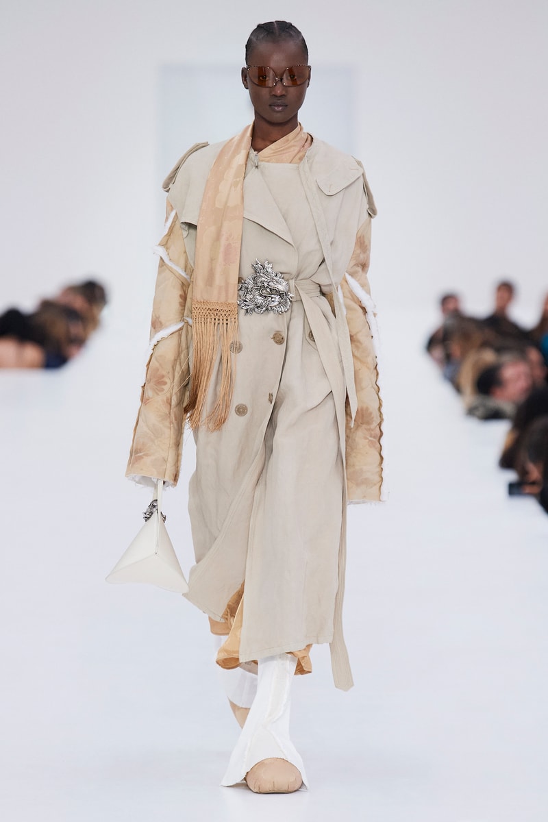 Acne Studios Fall Winter FW22 Collection Runway Show Paris Fashion Week PFW