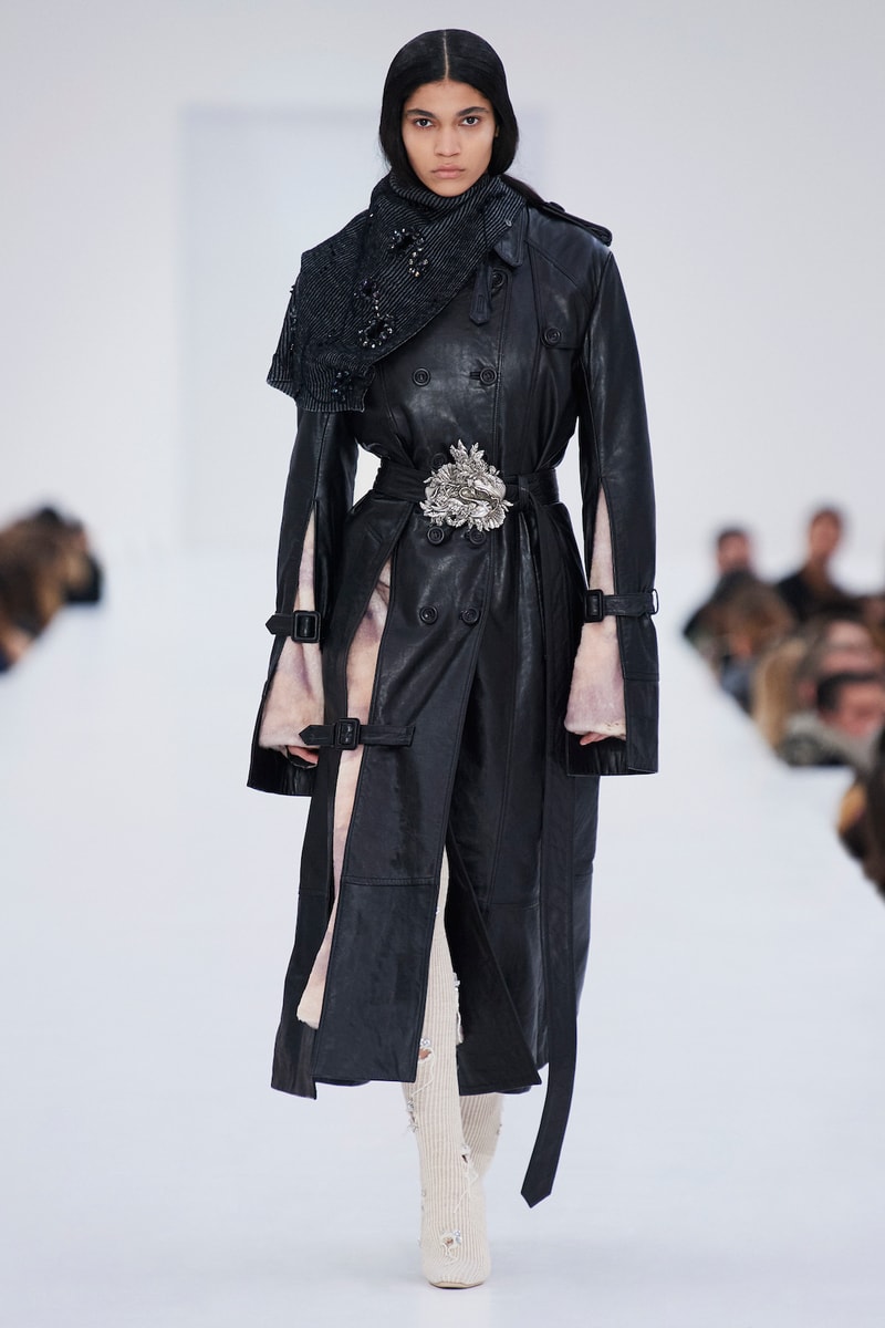 Acne Studios Fall Winter FW22 Collection Runway Show Paris Fashion Week PFW