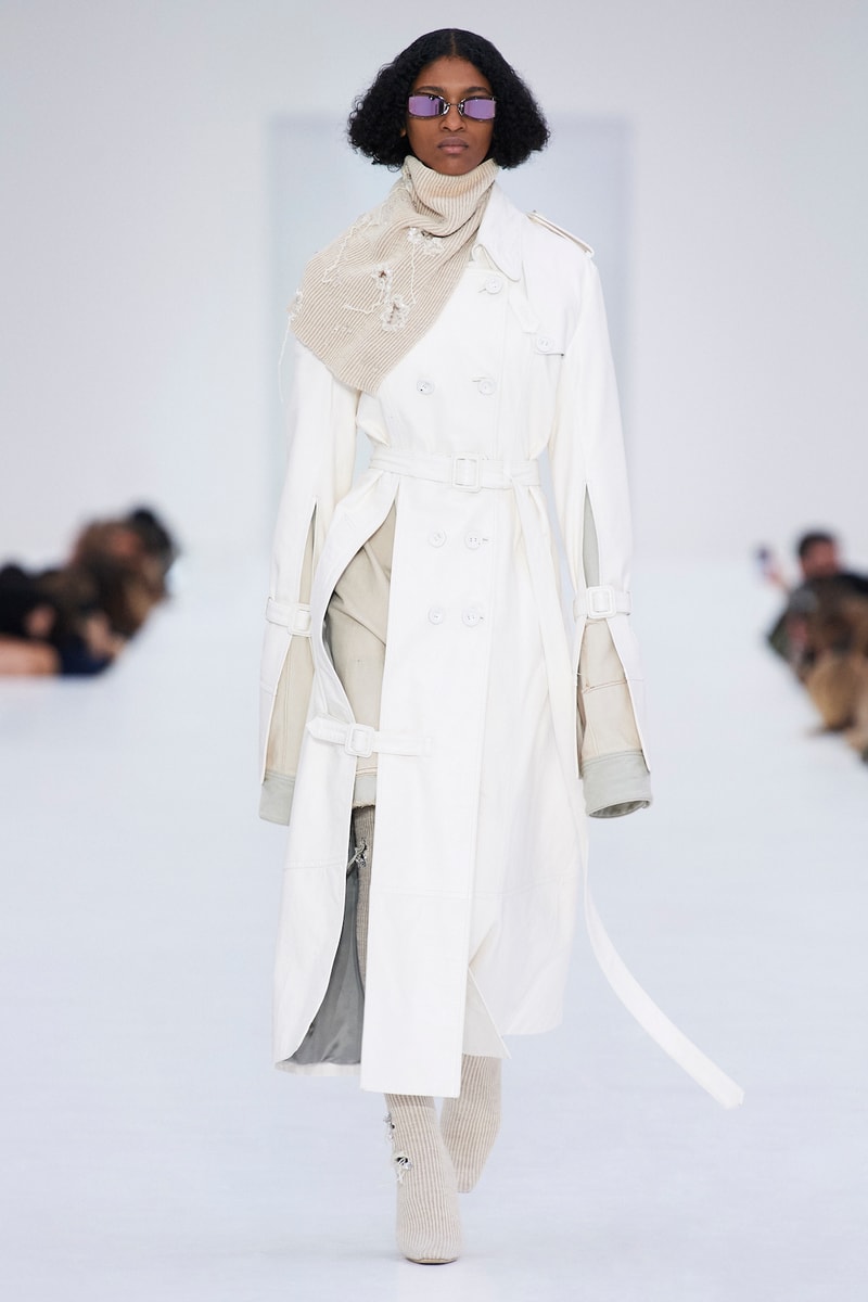 Acne Studios Fall Winter FW22 Collection Runway Show Paris Fashion Week PFW