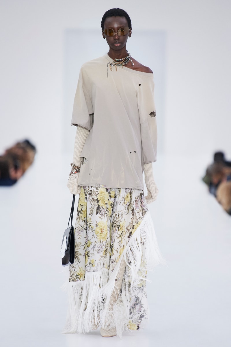 Acne Studios Fall Winter FW22 Collection Runway Show Paris Fashion Week PFW