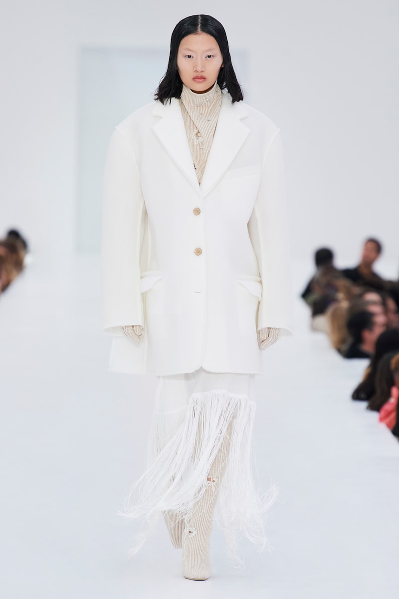 Acne Studios Fall Winter FW22 Collection Runway Show Paris Fashion Week PFW