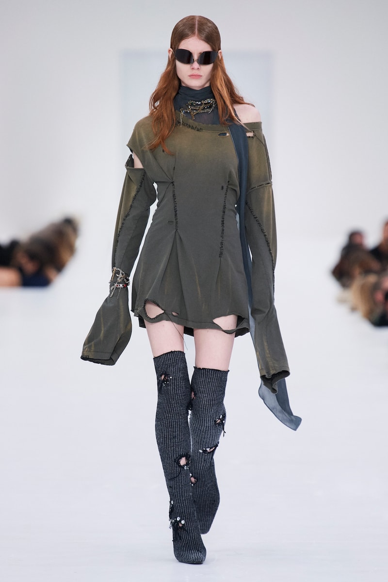 Acne Studios Fall Winter FW22 Collection Runway Show Paris Fashion Week PFW