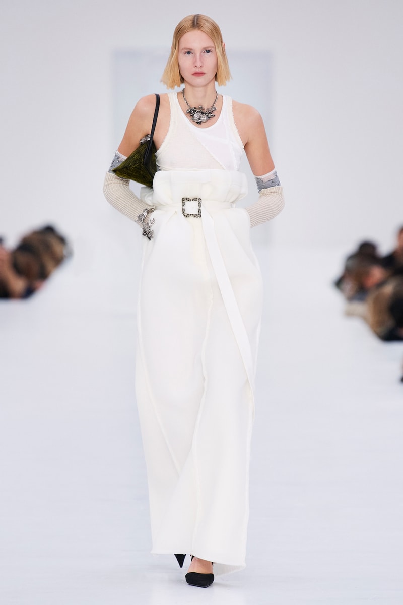 Acne Studios Fall Winter FW22 Collection Runway Show Paris Fashion Week PFW