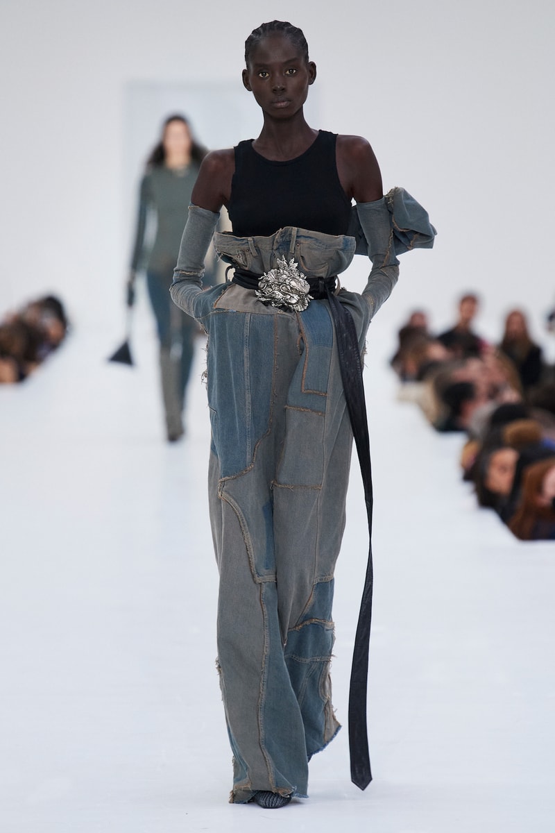Acne Studios Fall Winter FW22 Collection Runway Show Paris Fashion Week PFW