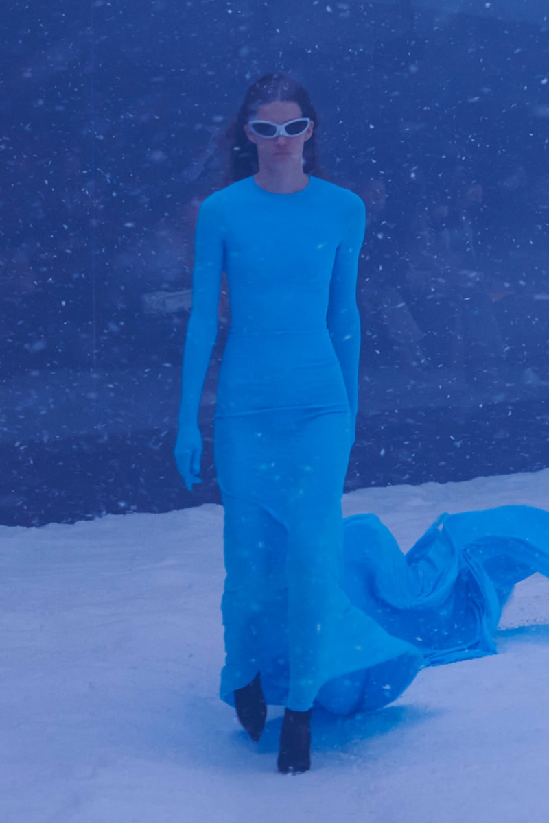Balenciaga Fall Winter 360 Collection Snowy Apocalyptic Demna Gvasalia Ukraine Show Images