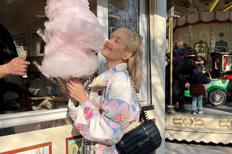 BLACKPINK's Lisa Shows off Her Platinum Blonde Hair