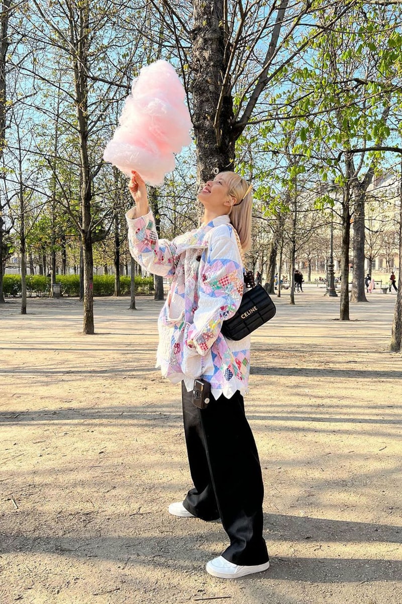 BLACKPINK Lisa Platinum Blonde Hair Color Outfit Photos 