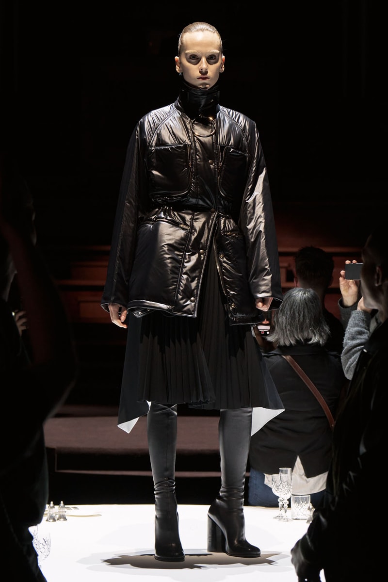Burberry Fall Winter Collection Runway Show Womenswear Riccardo Tisci Images