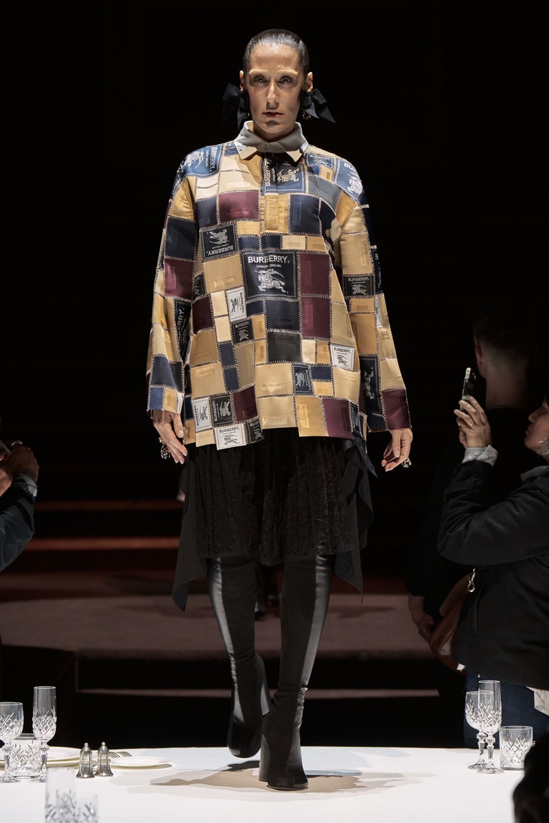 Burberry Fall Winter Collection Runway Show Womenswear Riccardo Tisci Images