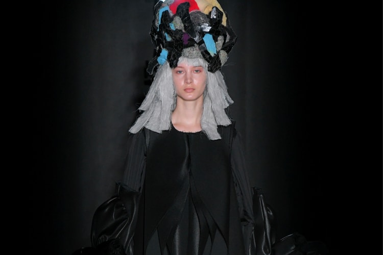 COMME des GARÇONS' FW22 Collection Emulates the Beauty of a Black Rose