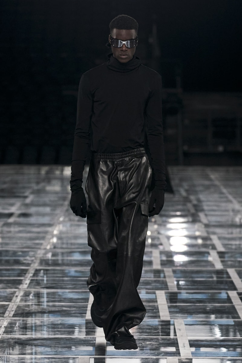 Givenchy Fall Winter Collection Matthew W Williams TK 360 Sneaker Show Images 
