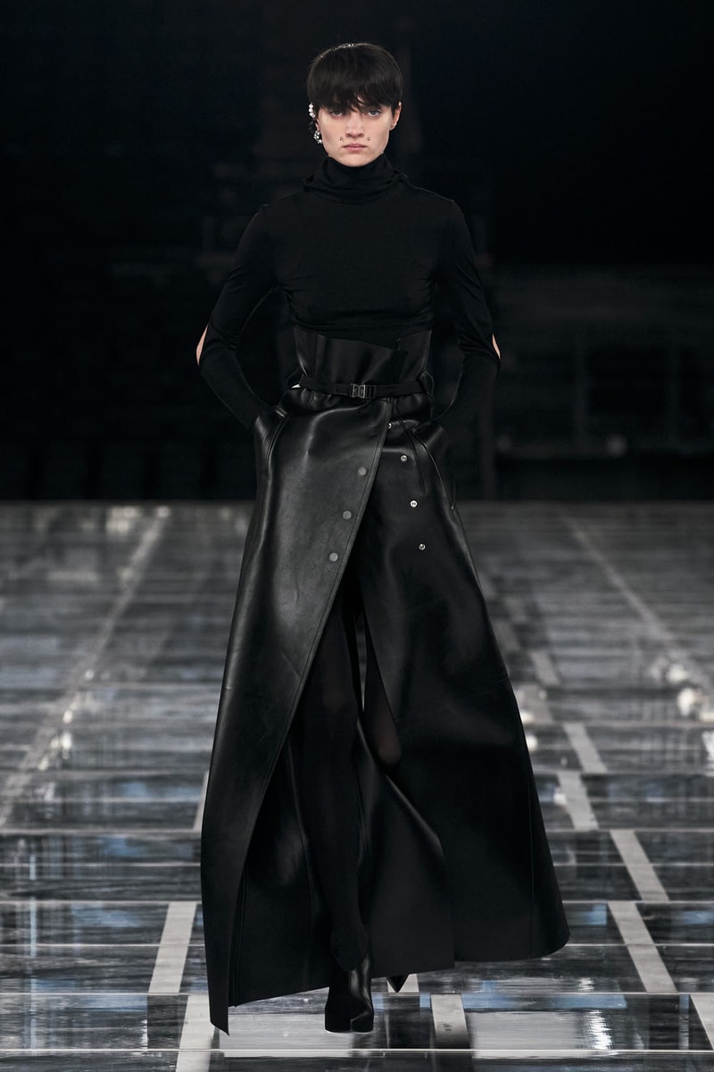 Givenchy Fall Winter Collection Matthew W Williams TK 360 Sneaker Show Images 