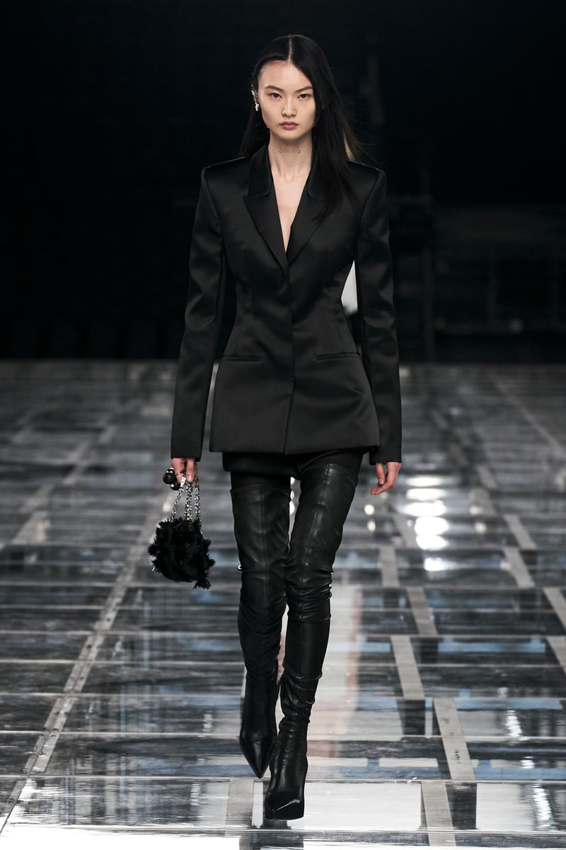 Givenchy Fall Winter Collection Matthew W Williams TK 360 Sneaker Show Images 