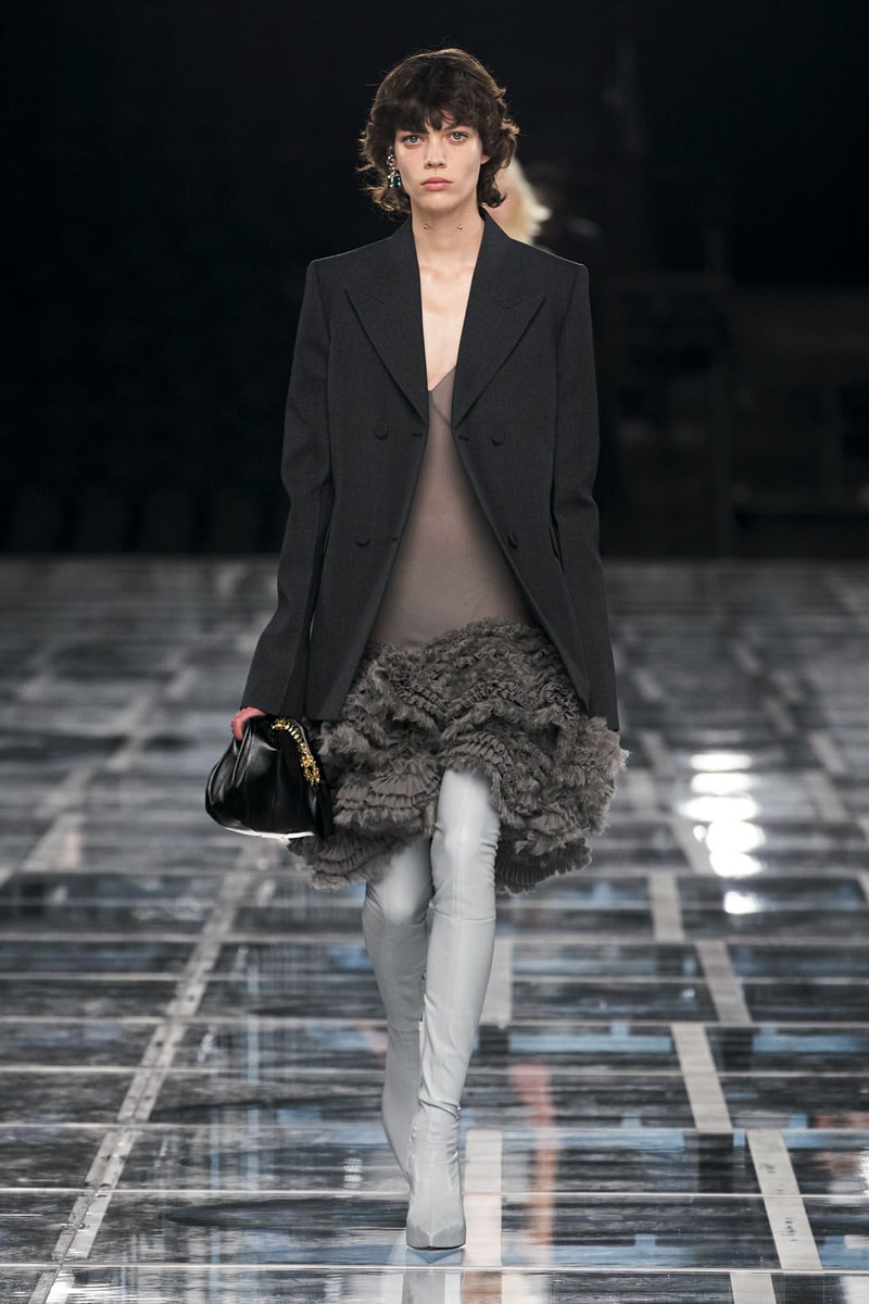 Givenchy Fall Winter Collection Matthew W Williams TK 360 Sneaker Show Images 