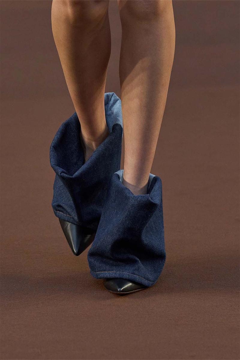 Loewe Fall 2022 Ready to Wear Footwear