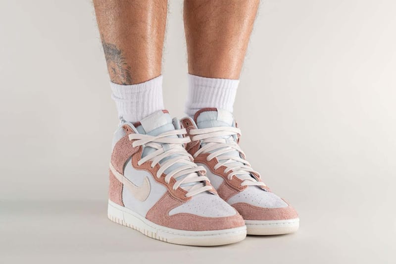 Take an On-Foot Look at the Nike Dunk High "Fossil Rose"