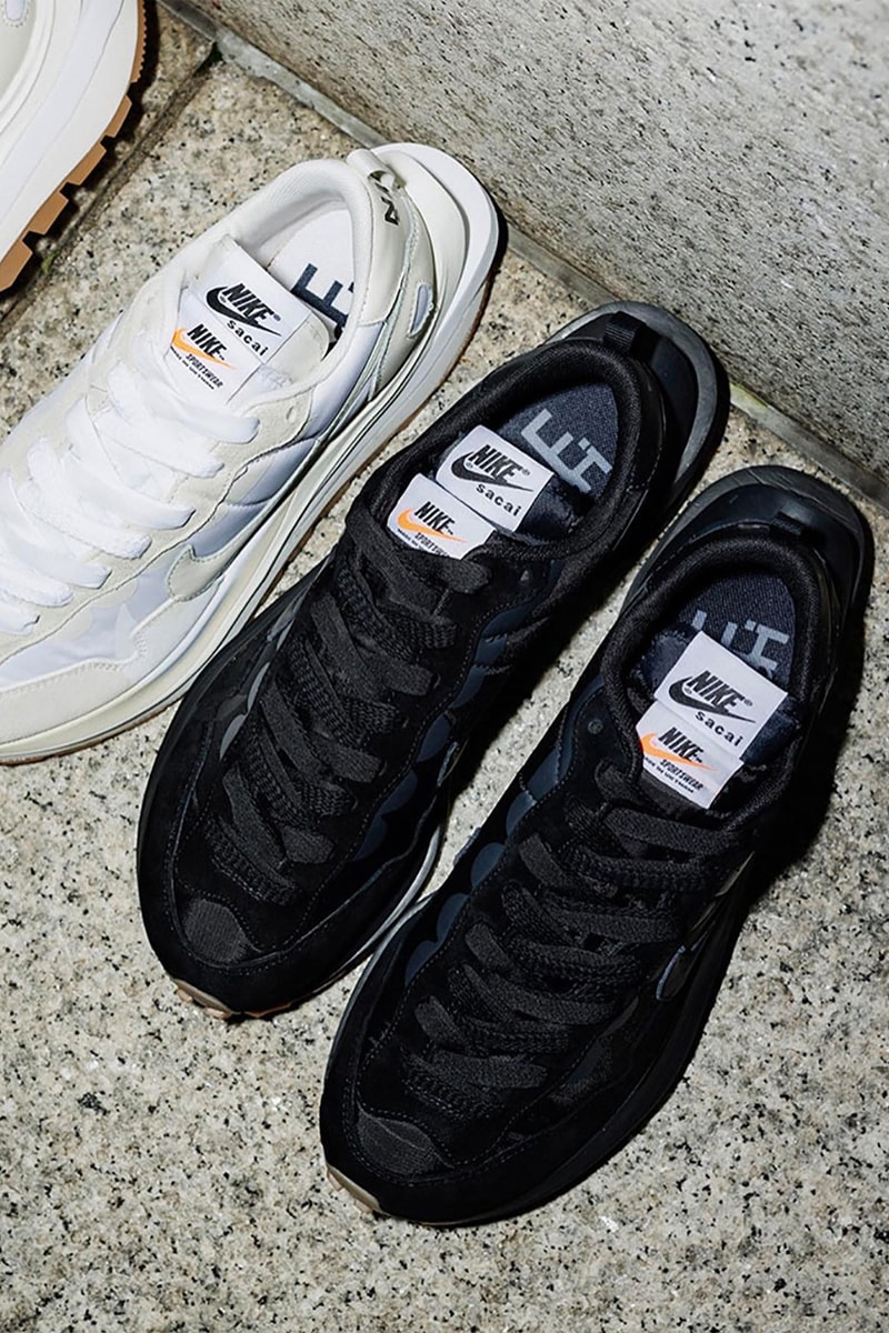 sacai Nike VaporWaffle "White/Sail" "Black/Gum"