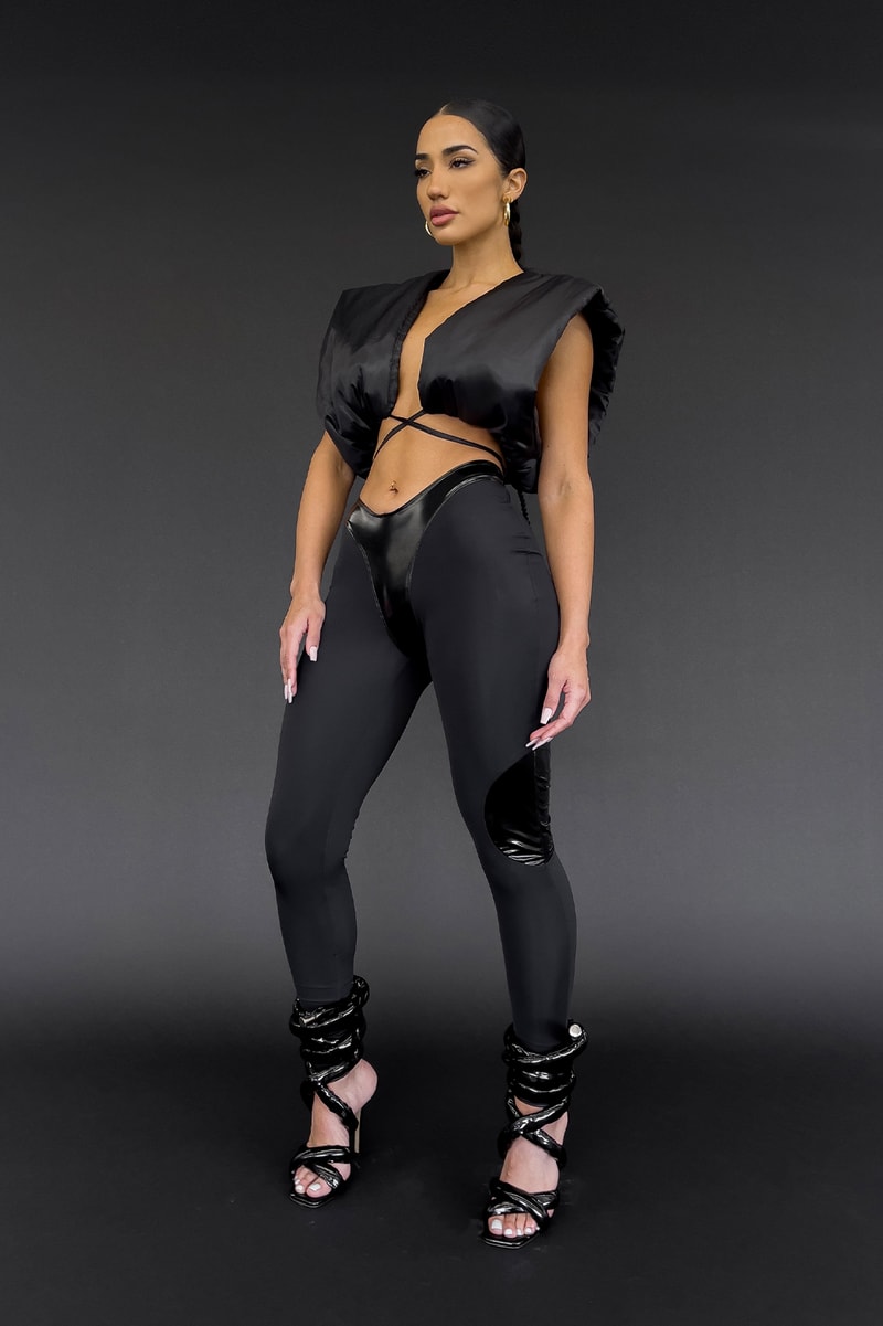 Two Tone Leggings Side Product Shot