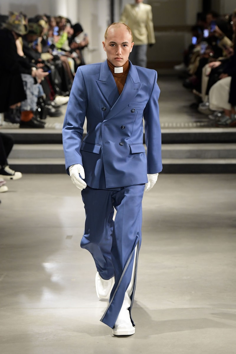 VTMNTS Vetements Guram Gvasalia Fall Winter Collection Runway Show Images