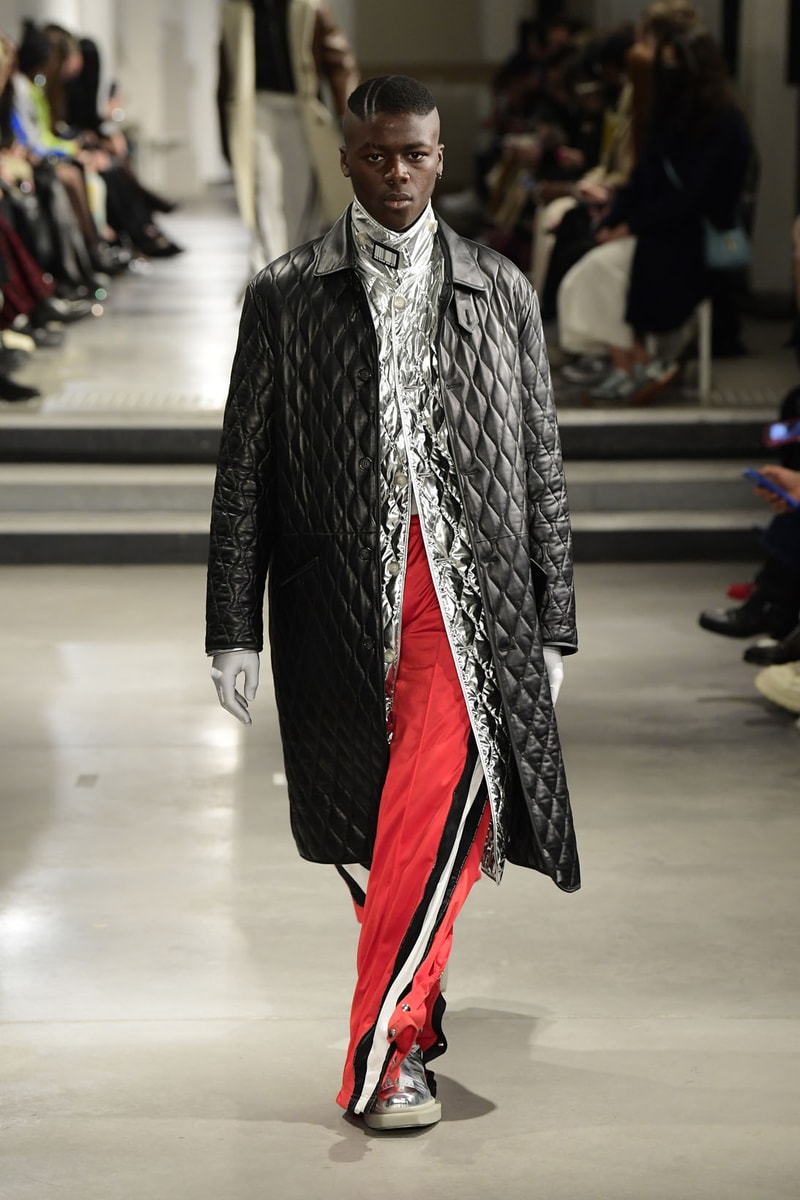 VTMNTS Vetements Guram Gvasalia Fall Winter Collection Runway Show Images