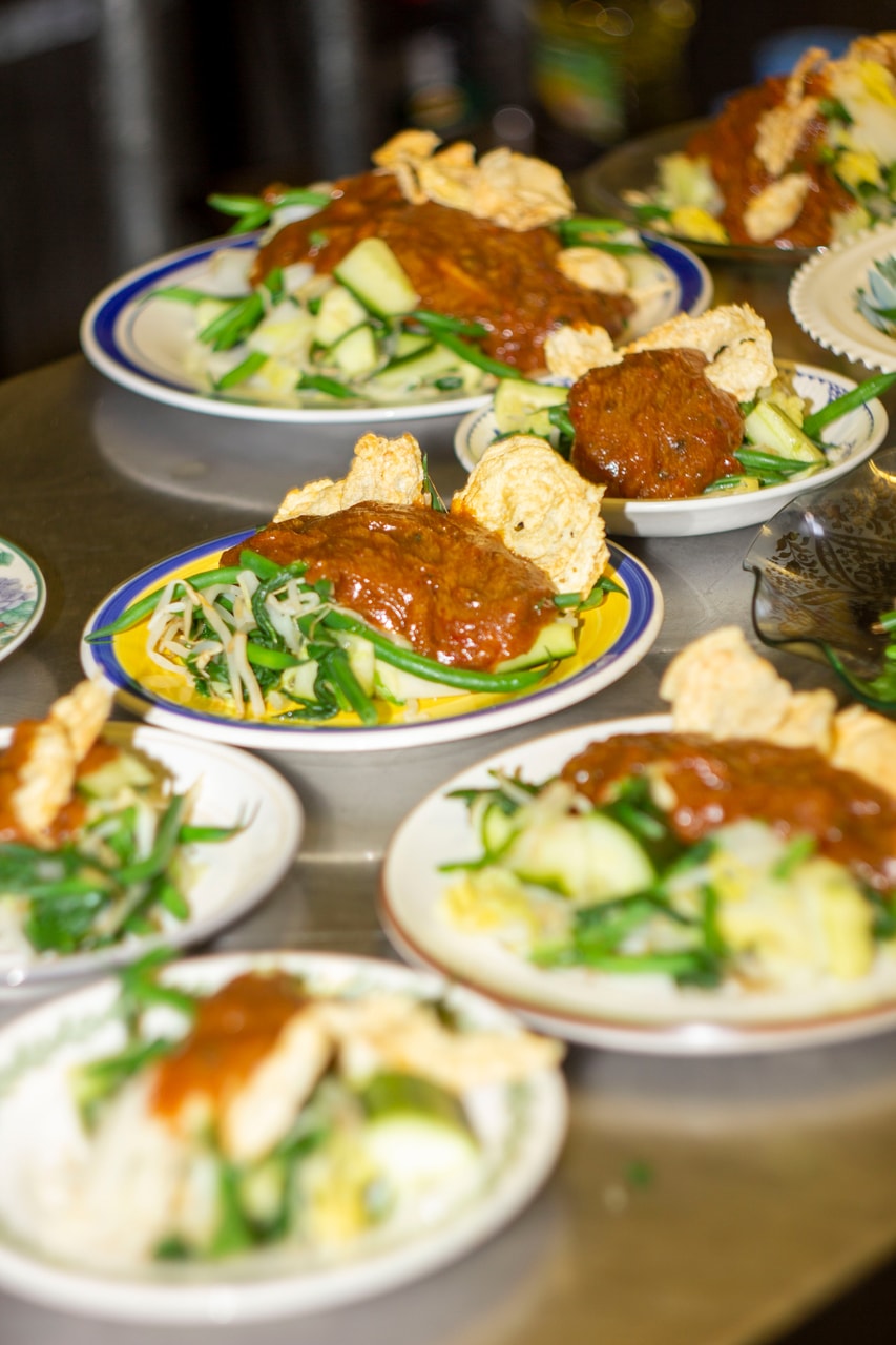 chefs supper clubs london Rahel Stephanie spoons sp00ns Suzie Bakos community flavors cuisines Iraqi indonesian restaurants dishes meals party social 