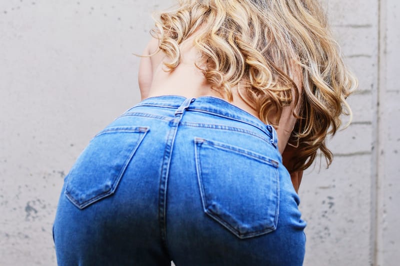 A Tiktoker Shows Us How to Prep for Anal Play