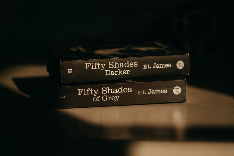 dakota johnson fifty shades of grey e.l. James