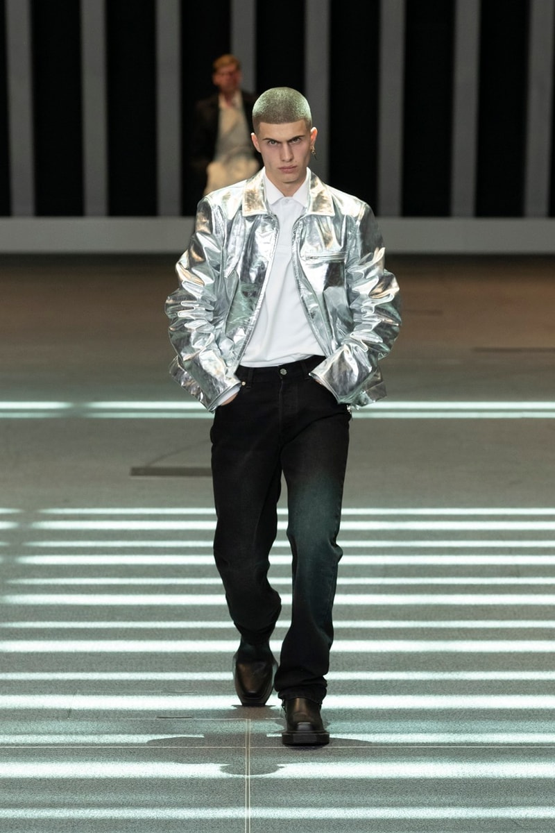 vtmnts vetements guram gvasalia non-binary wear gender inclusivity diversity lgbtq trench coats outerwear pants hoodies bomber jackets t-shirts knits