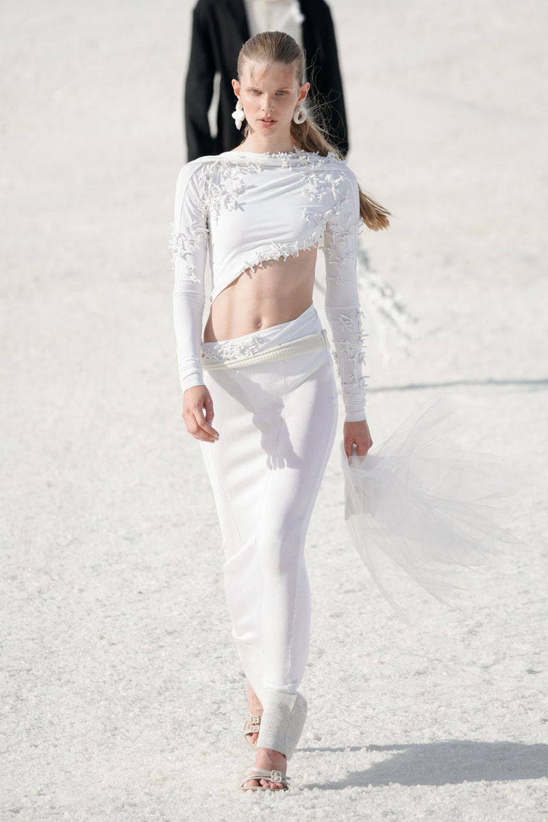 Jacquemus Le Papier Fall WInter Collection Simon Porte Arles Runway Nike Collaboration Images