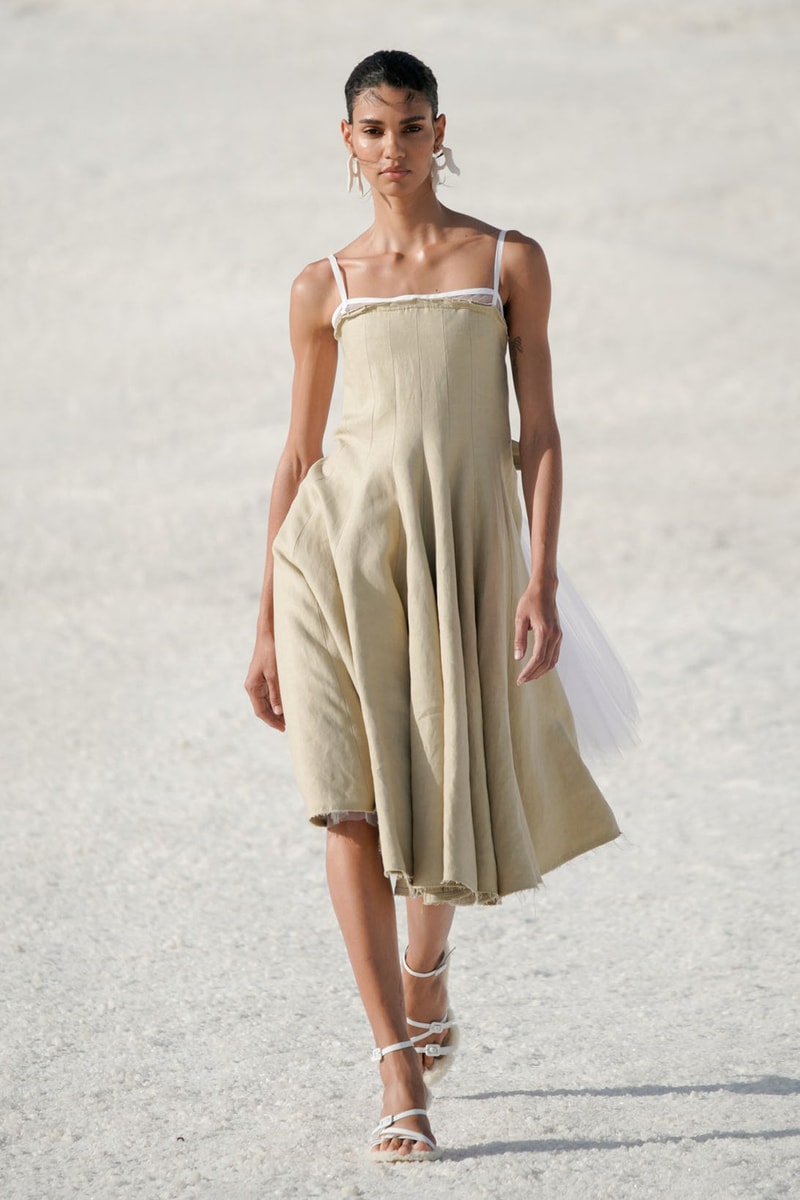 Jacquemus Le Papier Fall WInter Collection Simon Porte Arles Runway Nike Collaboration Images