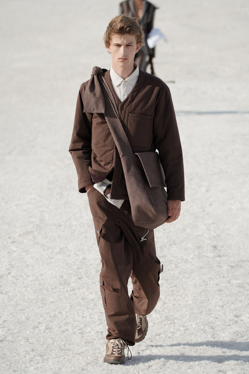 Jacquemus Le Papier Fall WInter Collection Simon Porte Arles Runway Nike Collaboration Images
