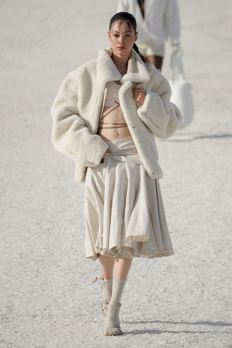 Jacquemus Le Papier Fall WInter Collection Simon Porte Arles Runway Nike Collaboration Images