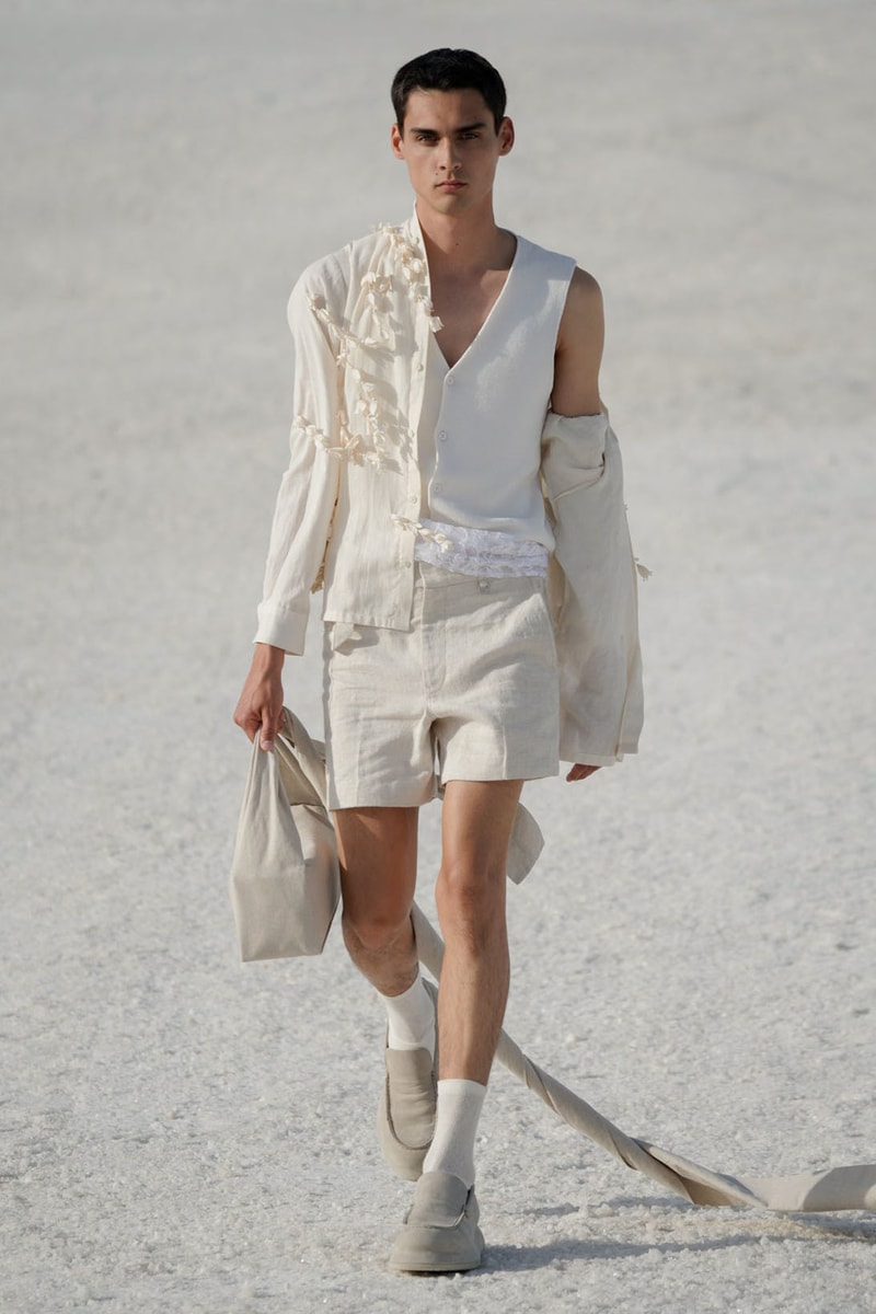 Jacquemus Le Papier Fall WInter Collection Simon Porte Arles Runway Nike Collaboration Images