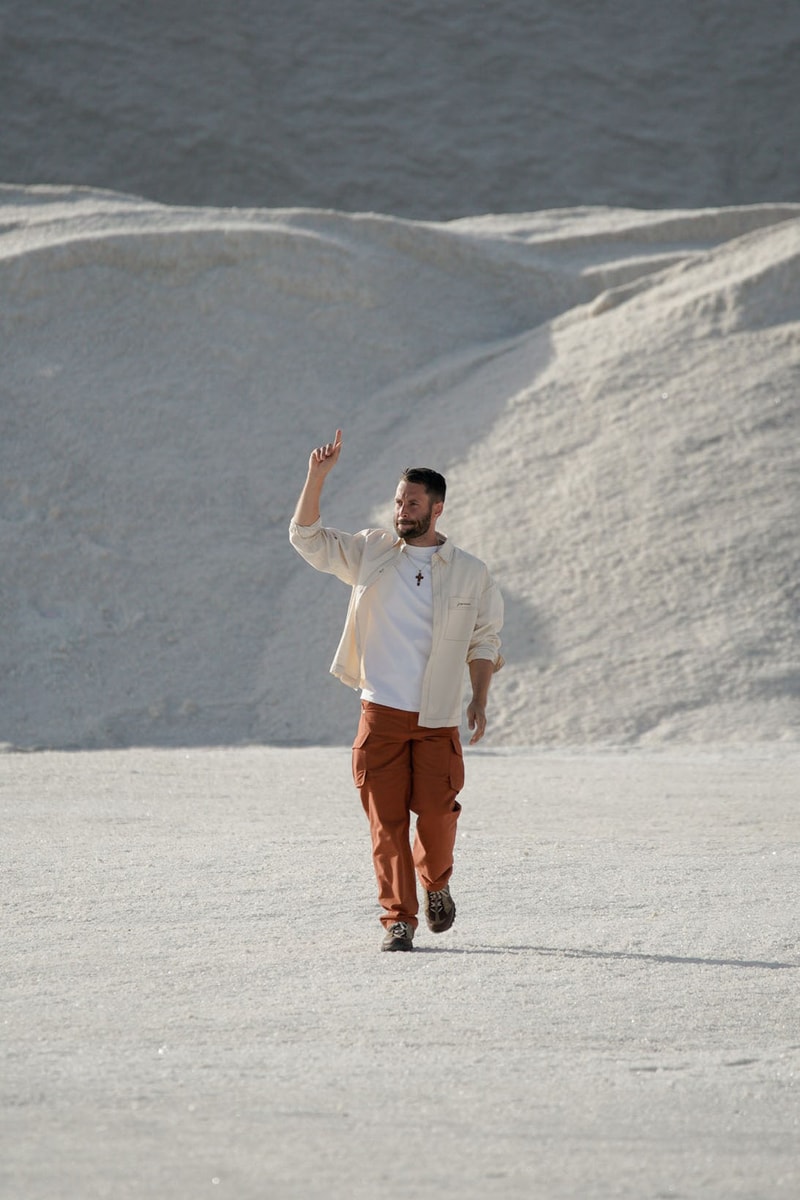 Jacquemus Le Papier Fall WInter Collection Simon Porte Arles Runway Nike Collaboration Images