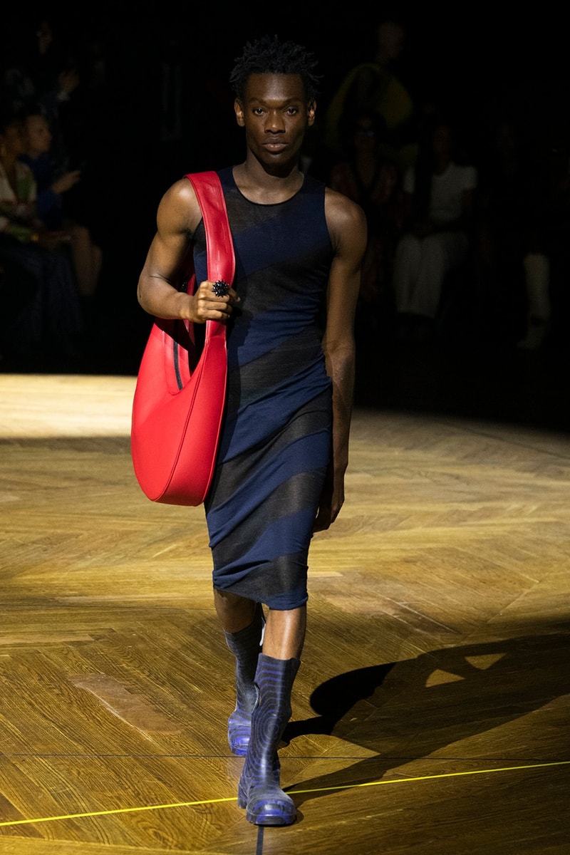 Mowalola UK Designer Spring Summer 2023 Collection Paris Fashion Week Burglar New Balance