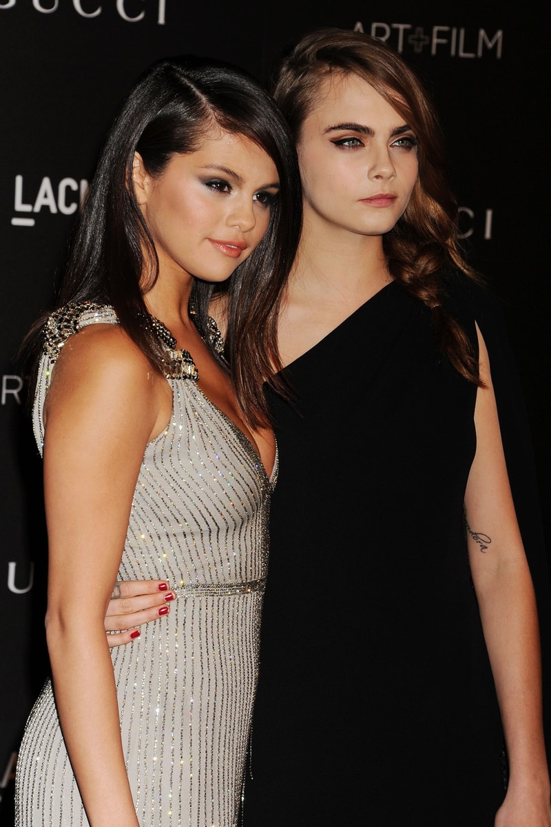 cara delevingne selena gomez only murders in the building hulu comedy series kissing characters mabel alice 