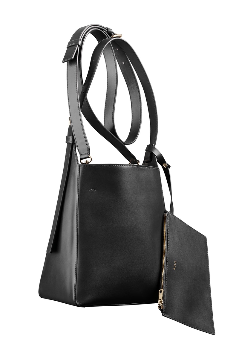 a.p.c. virginie bucket bag fall/winter 2022 accessories 