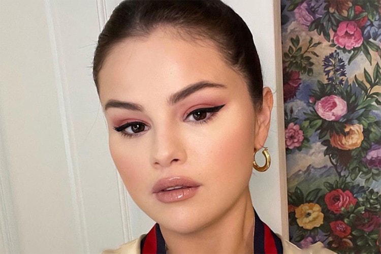Selena Gomez Has Her Hands Full of Sunshine With Pastel Yellow Manicure