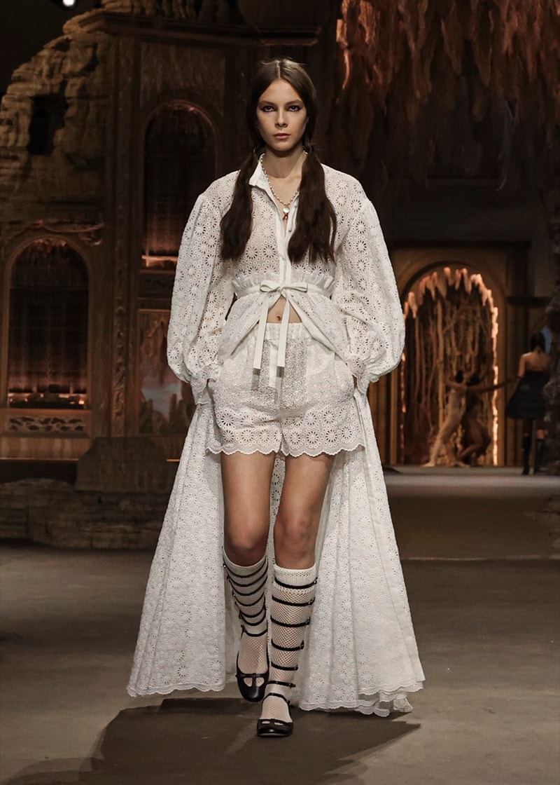 dior paris fashion week spring summer 2023 runway show