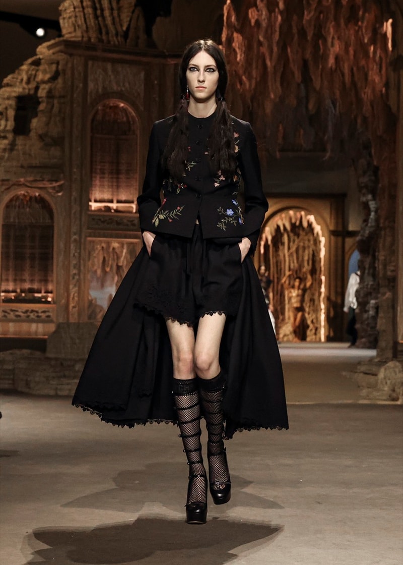 dior paris fashion week spring summer 2023 runway show